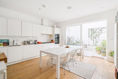 3 bedroom house for sale, Osiers Road, London SW18