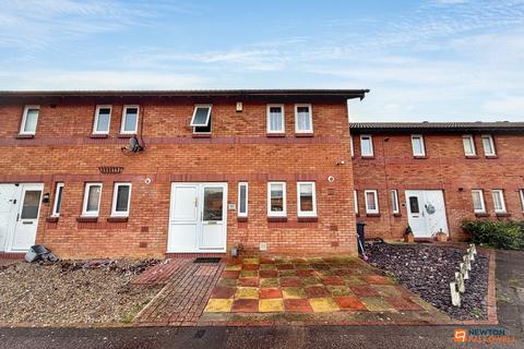 3 bedroom terraced house for sale, Gatenby, Werrington, Peterborough, PE4