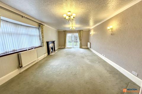 3 bedroom detached bungalow for sale, Gunthorpe Road, Gunthorpe, Peterborough, PE4