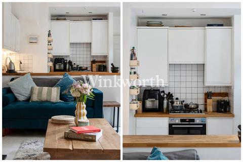 2 bedroom apartment for sale, Lyndhurst Road, London, N22