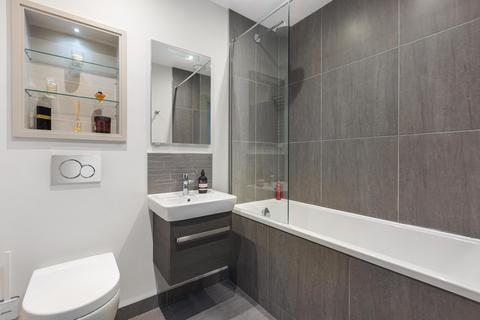 2 bedroom flat for sale, Fulham Road, London, SW6