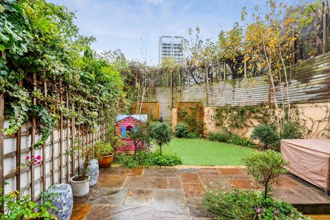 4 bedroom semi-detached house for sale, Lorn Road, London, SW9