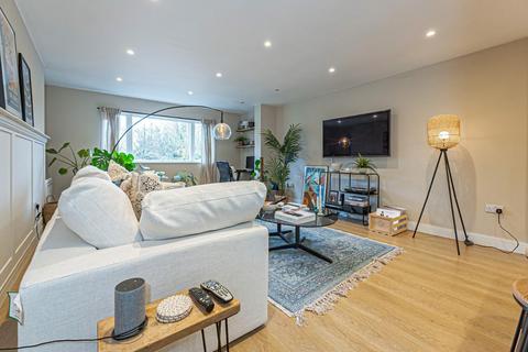 2 bedroom house for sale, Brook Street, Tring