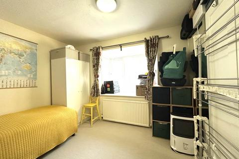 1 bedroom flat to rent, Greenway Close, London N11
