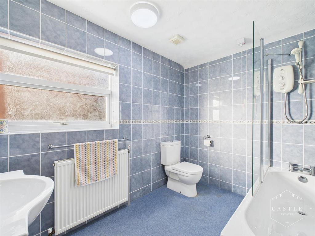 Family bathroom