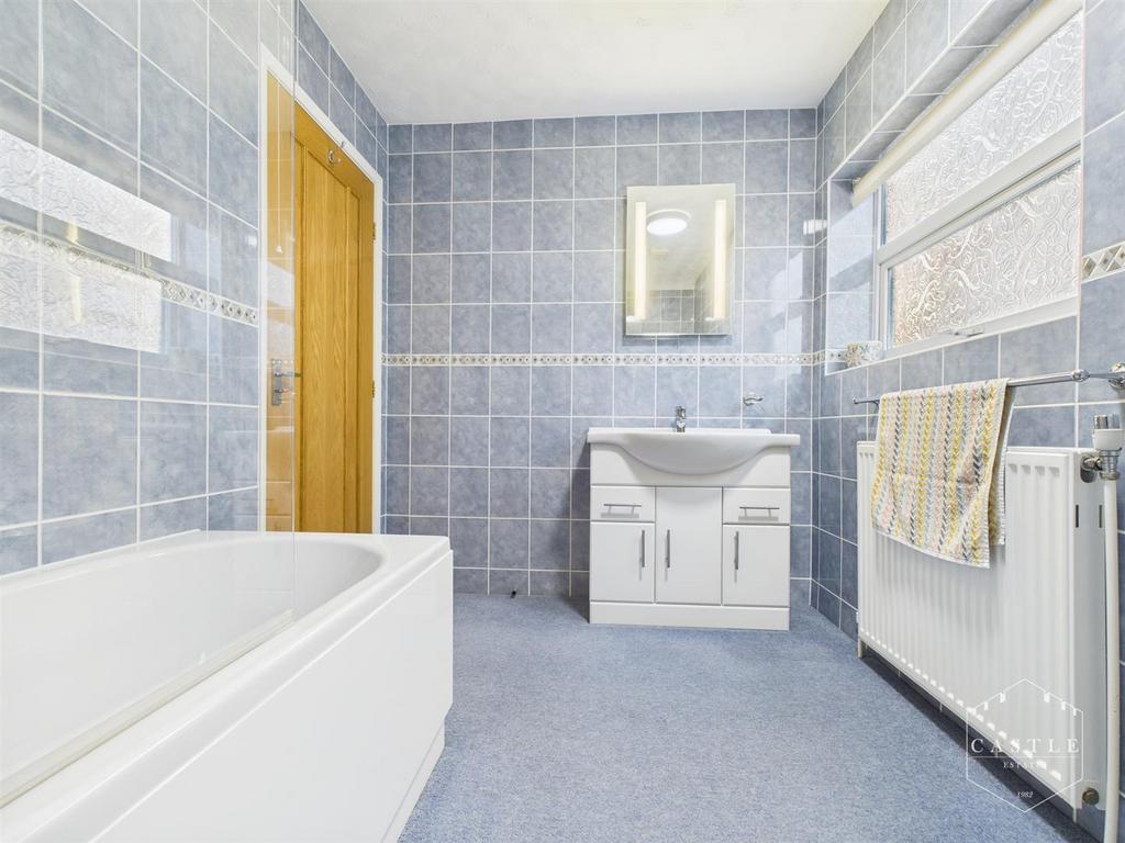 Family bathroom