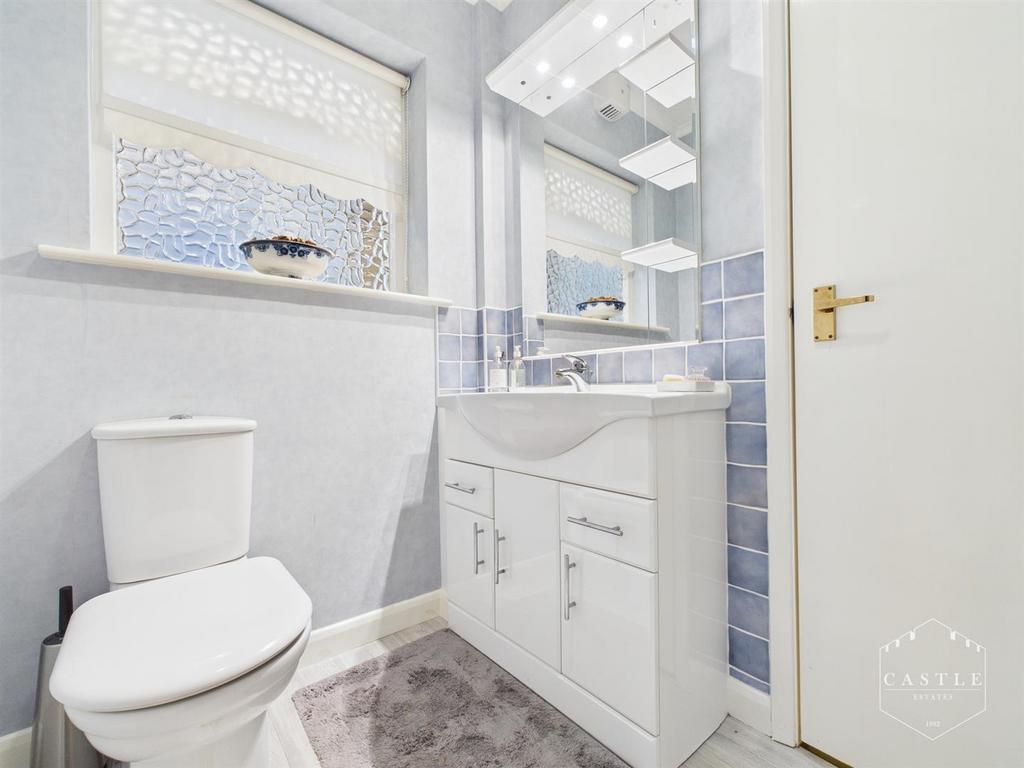 Guest cloakroom