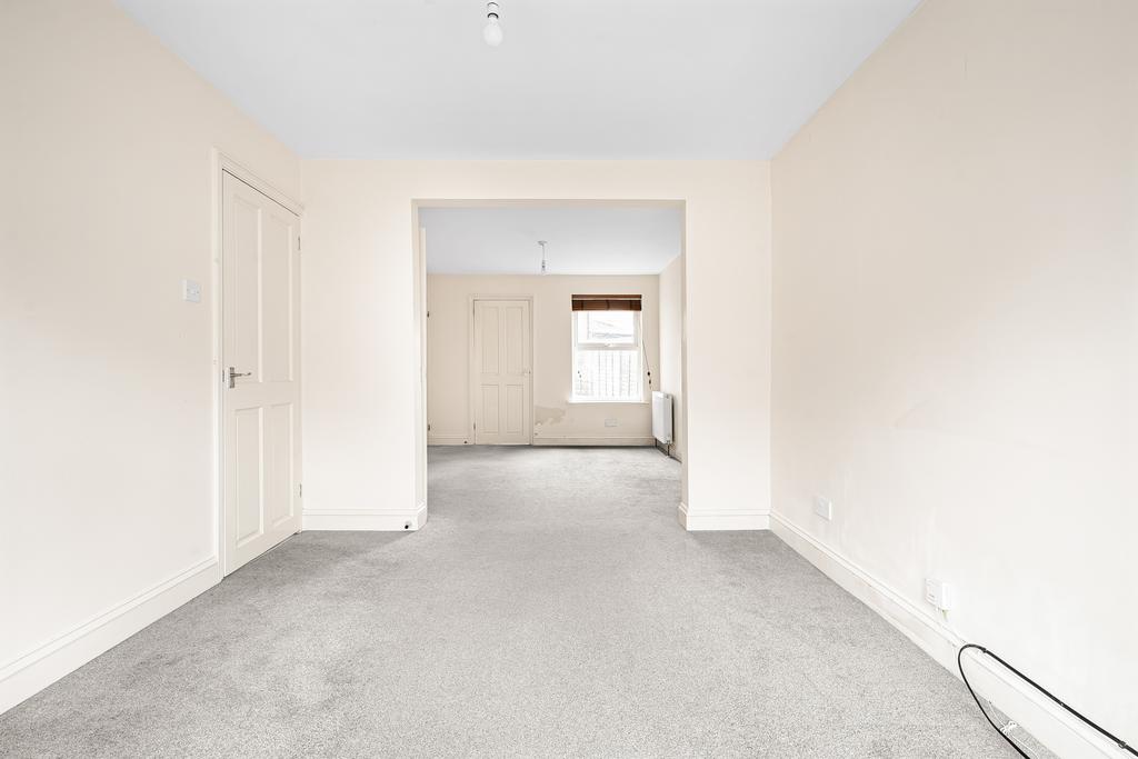 Sitting/Dining Room