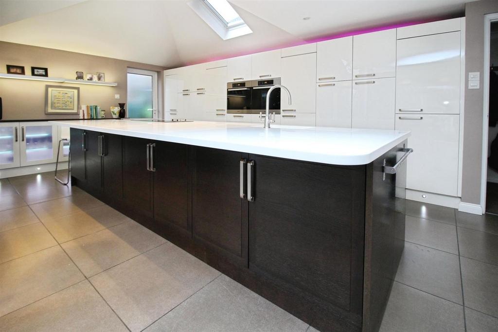 Kitchen area