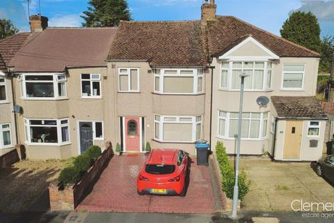 3 bedroom terraced house for sale, Hobbs Hill Road, Hemel Hempstead HP3
