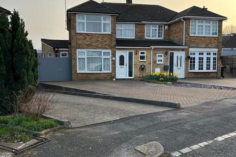 undefined, Holmwood Close, Dunstable LU5