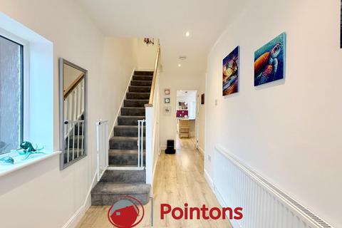 4 bedroom semi-detached house for sale, Watercall Avenue, Stivichall, Coventry
