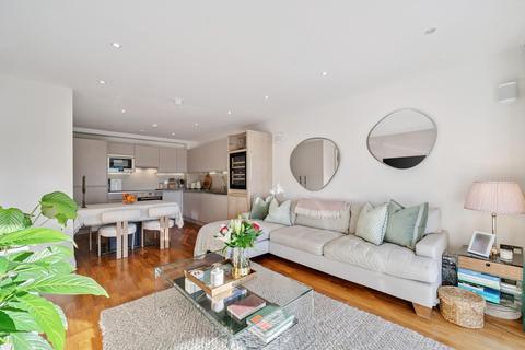 2 bedroom flat for sale, Holman Road, London, SW11
