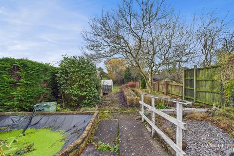 5 bedroom detached house for sale, Westfield Road, Hinckley