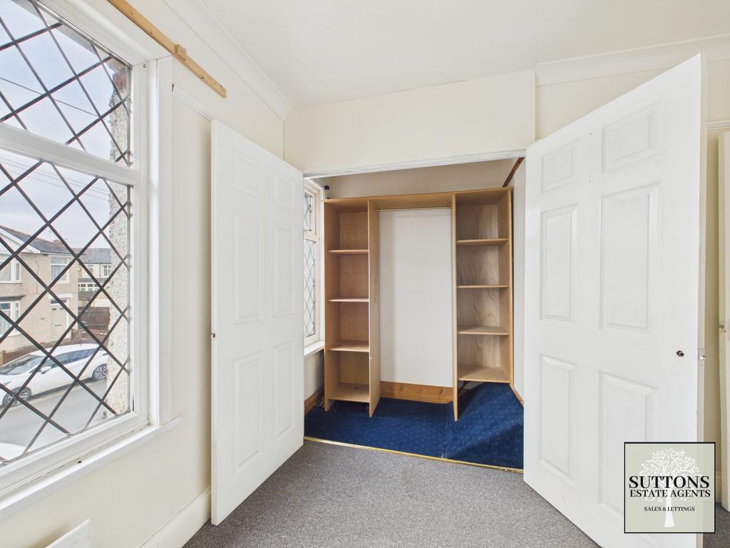 Cupboard in Bed 1