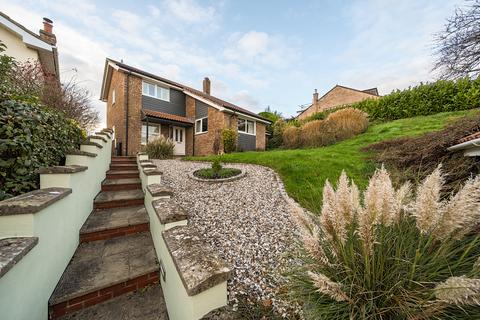 4 bedroom detached house for sale, Spa Close, Highworth, Swindon, SN6