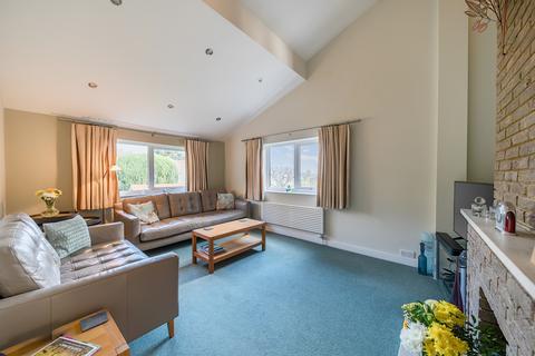 4 bedroom detached house for sale, Spa Close, Highworth, Swindon, SN6