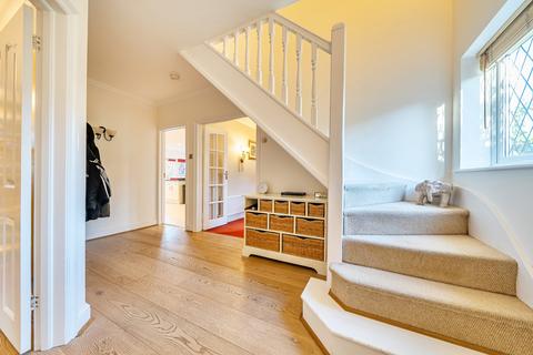 4 bedroom detached house for sale, St. Martins Drive, Eynsford, Dartford