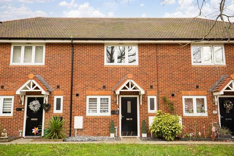 2 bedroom terraced house for sale - Ivy Close, Crawley RH10