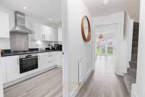 2 bedroom terraced house for sale, Ivy Close, Crawley RH10