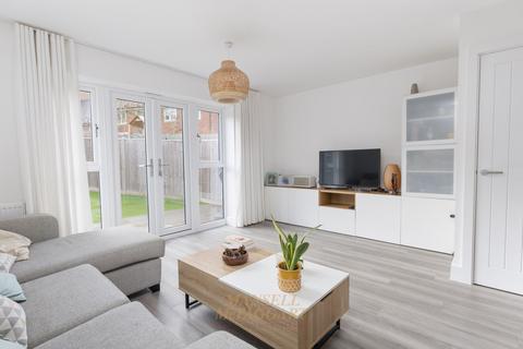 2 bedroom terraced house for sale, Ivy Close, Crawley RH10