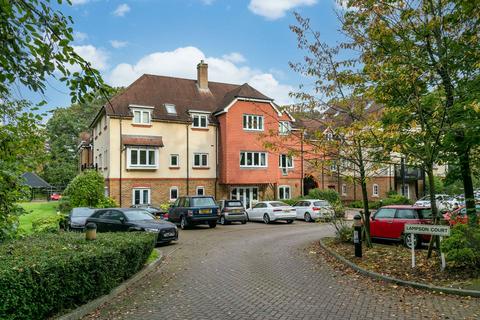 2 bedroom flat for sale - Copthorne Common Road, Crawley RH10