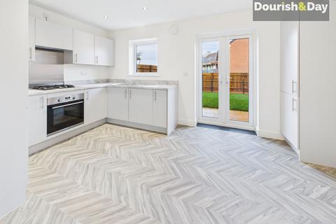 3 bedroom semi-detached house to rent, Walmer Parade, Stafford ST16