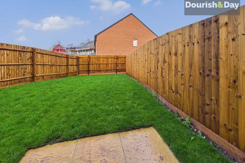 3 bedroom semi-detached house to rent, Walmer Parade, Stafford ST16