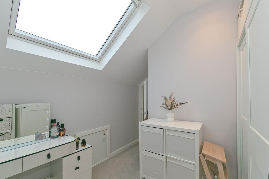 Dressing Room / Study
