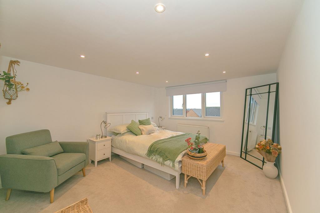 Principal Bedroom