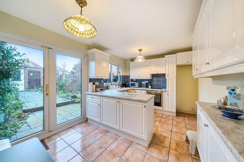 3 bedroom end of terrace house for sale, Rowlands Close, London, NW7