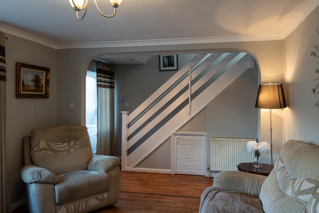Waterside Close-8