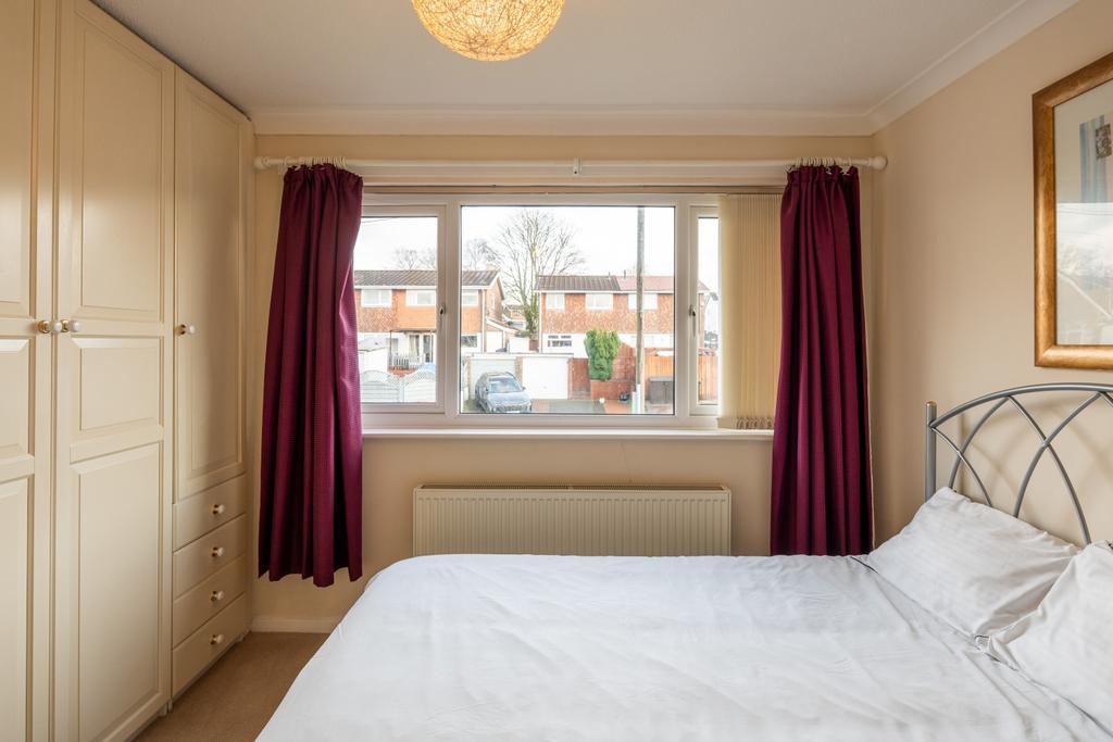 Waterside Close-16