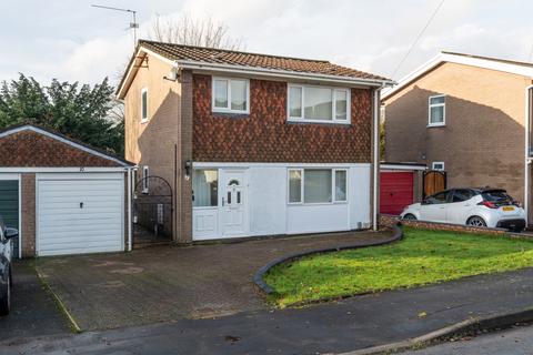 3 bedroom detached house for sale, Waterside Close, Newport NP10