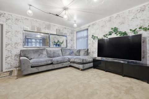 undefined, Victoria Avenue, Grays, RM16