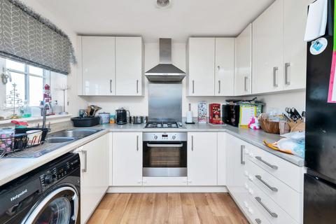 3 bedroom terraced house for sale, Hampshire Road, Royston SG8