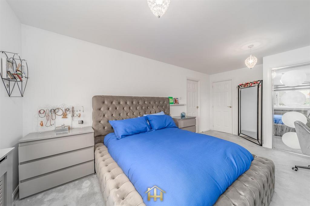 136 william fitzgerald way dundee 151225 edit (29