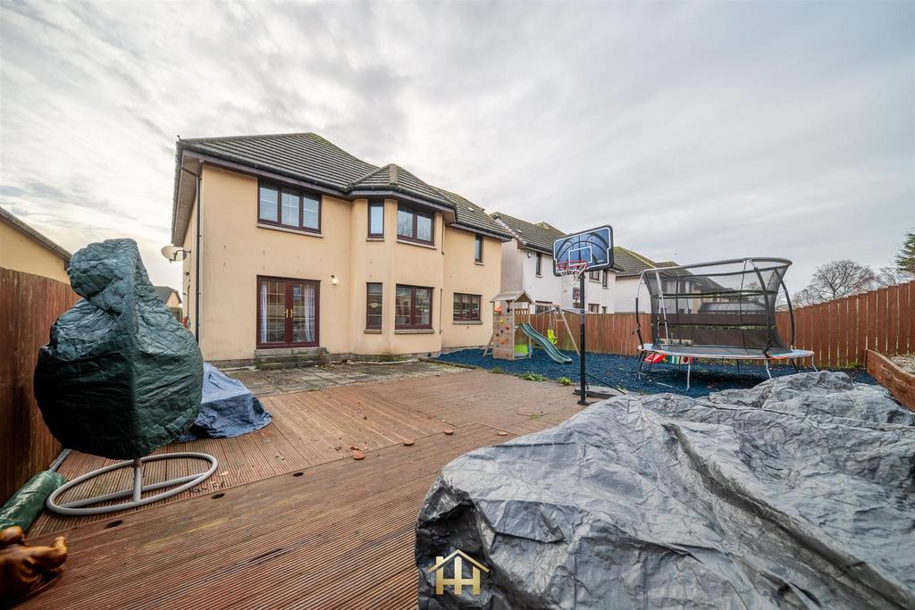 136 william fitzgerald way dundee 151225 edit (47