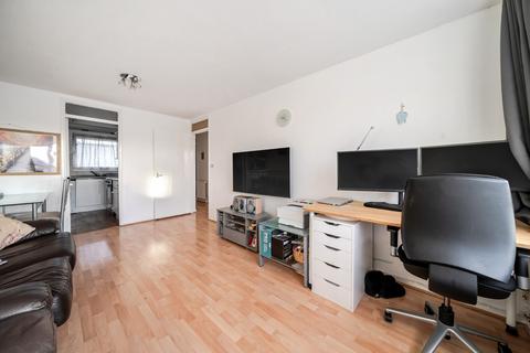 1 bedroom apartment for sale, Mill Gardens, London