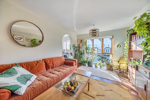 1 bedroom apartment for sale, Champion Road, London