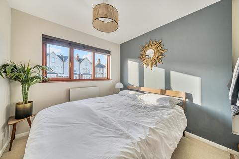 1 bedroom apartment for sale, Champion Road, London