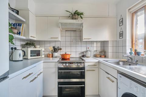 1 bedroom apartment for sale, Champion Road, London