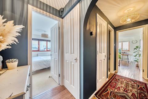 1 bedroom apartment for sale, Champion Road, London