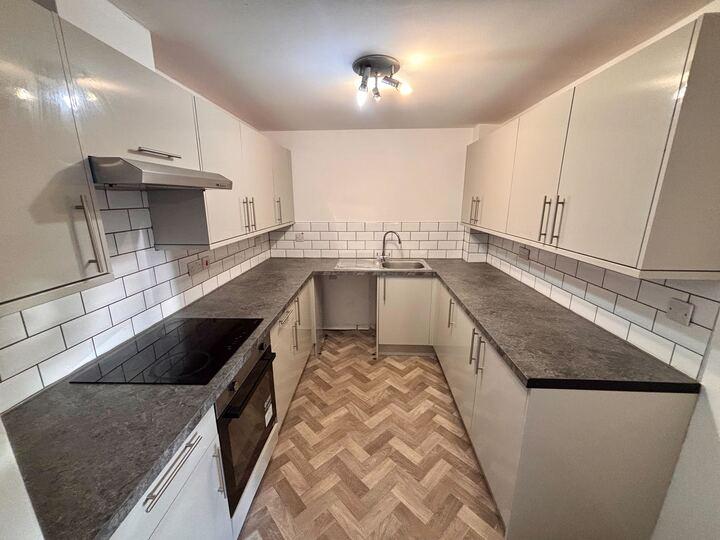 48 Firedrake Croft Stoke CV1 2 DR