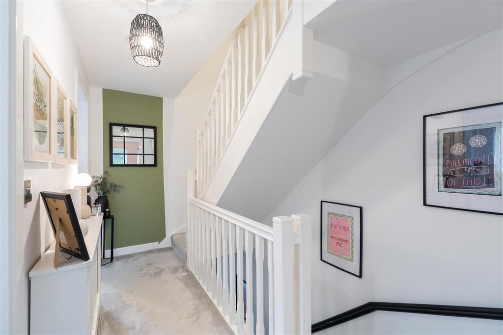 17 Mara Drive-028.JPG