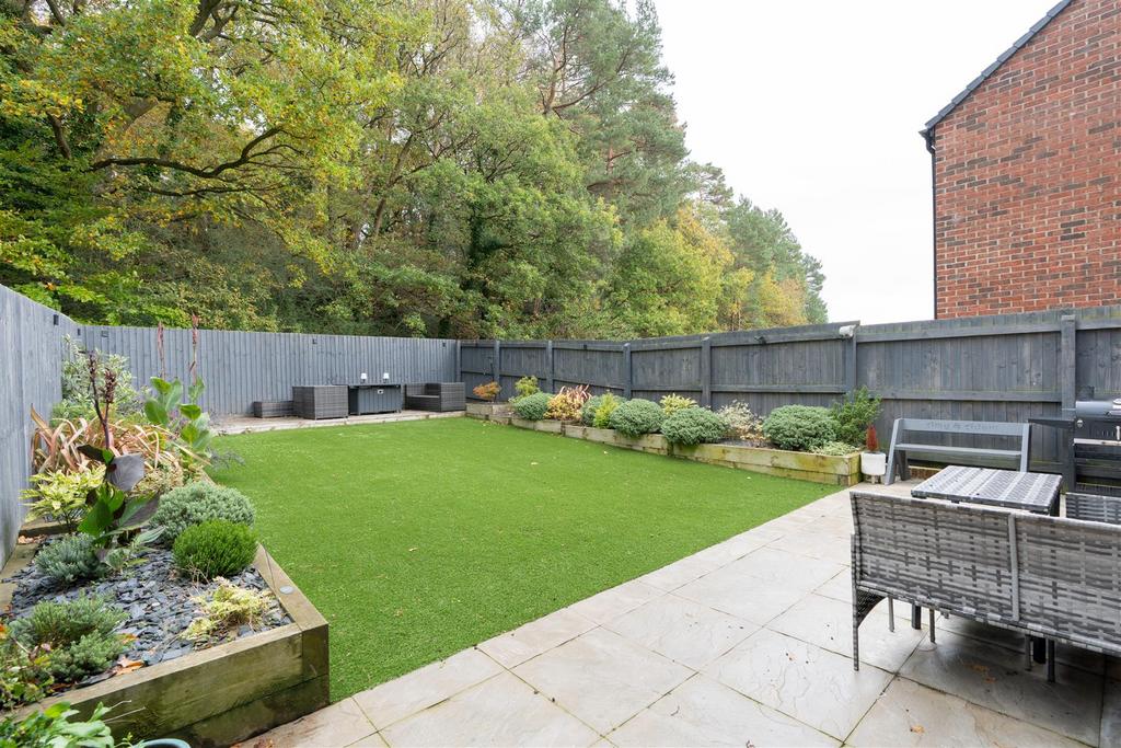 17 Mara Drive-036.JPG