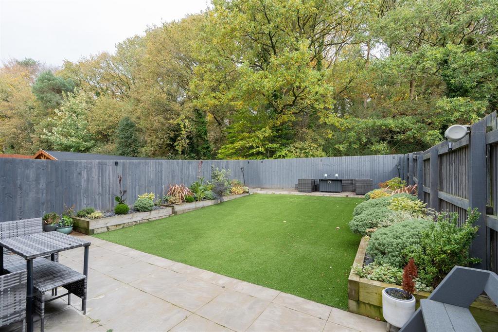 17 Mara Drive-037.JPG