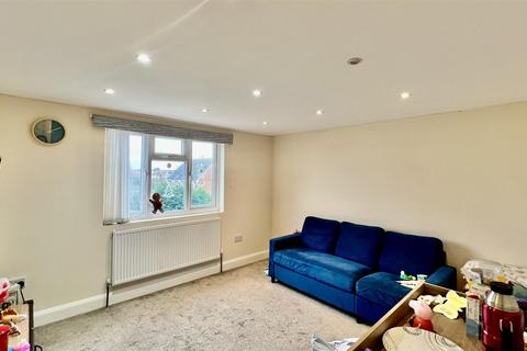undefined, Cromwell Road, Hounslow TW3