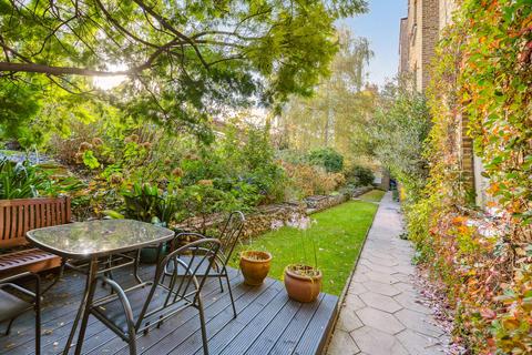 1 bedroom flat for sale, Prince of Wales Drive, London, SW11
