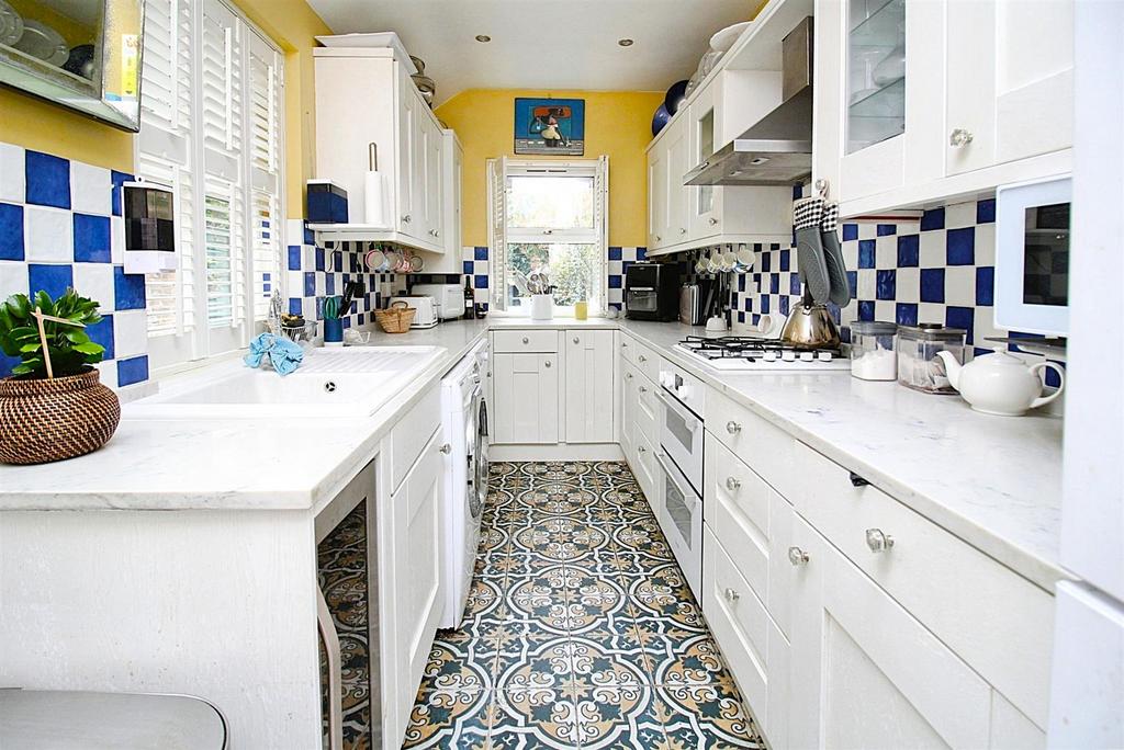 Fitted Kitchen